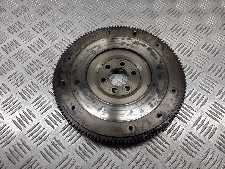 фото №1, Колесо маховики audi a2 1.4 030105271d