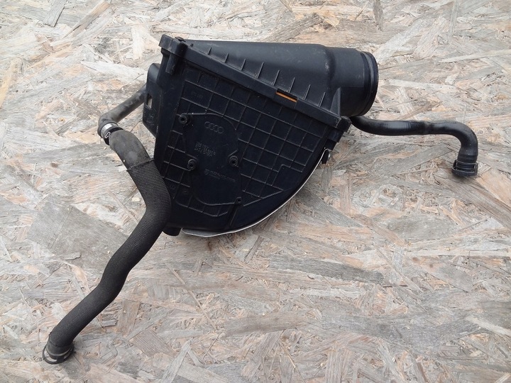 фото №1, Корпус фільтра повітря 8t0133835b rs4 b8 rs5