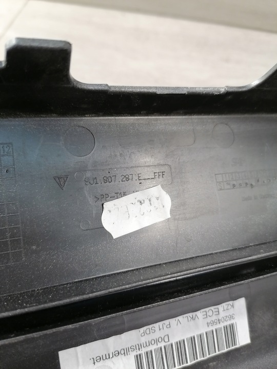 фото №9, Taycan turbo s рамка номерной знак 9j1807287f