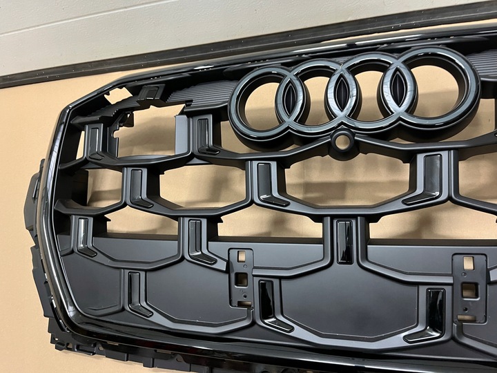 фото №7, Решётка радиатора audi q7 4m0 рестайлинг 2024 4m0853651bd решётка audi q7 ii рестайлинг бренд