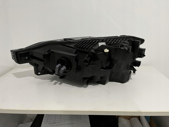 фото №10, Volvo xc60 ii рестайлинг фара права перед полный led 32338977