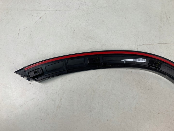 фото №6, Планка накладка крила права передня mercedes gle a167 amg a1678840200