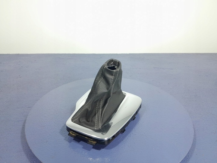 фото №1, Opel insignia b чехол рамка изменения коробки передач автомат 39030121