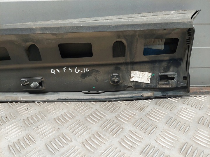 фото №6, Audi q3 f3 83a853969a зад сторона ліва планки