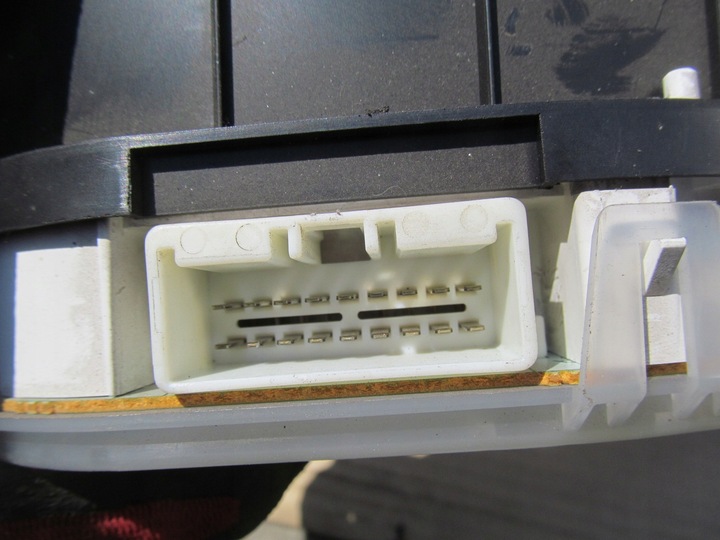 фото №6, Mazda 323 98-03 приборы указатели спидометр 1.5 c308