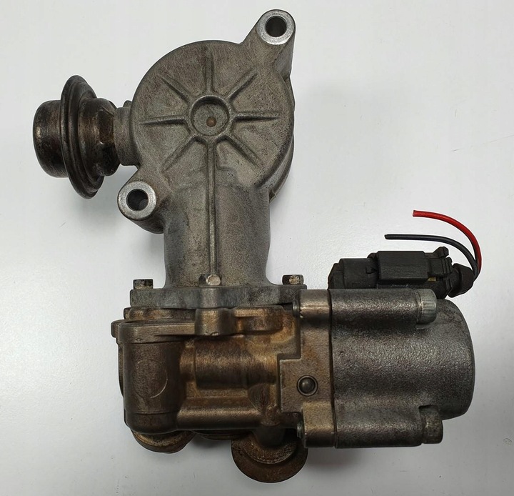 фото №1, Насос впрыскивающий mercedes w207 1.8 cgi