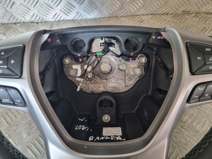 фото №8, Ford ranger 3 2021 r руль мультифункция