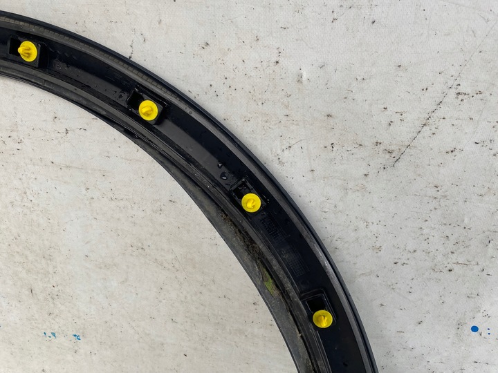 фото №11, Audi rsq8 18- планка крыльев перед правая 4m8853718e