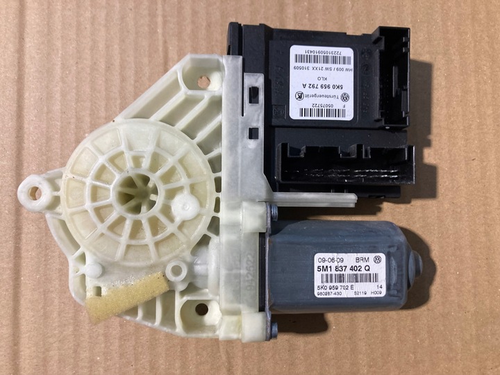 фото №1, Двигунчик скла праві перед vw golf plus 5m1837402q