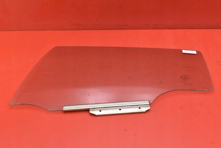 фото №1, Стекло боковая левая зад задняя toyota yaris 3 iii 5d hb 10-14