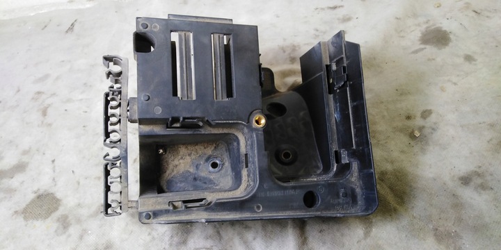 фото №1, Vw passat b6 основа коробка запобіжників 06r