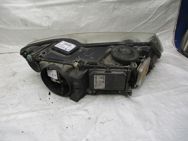 фото №11, Vw touareg 7l рестайлинг лампа передняя правая ксенон поворотный 7l6941031c