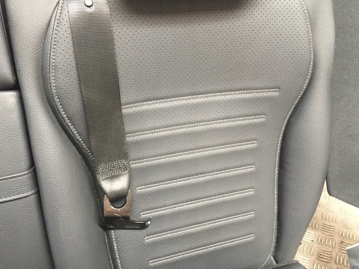 фото №12, Mercedes w206 універсал сидіння диван обшивки шкіра c-klasa європа оригінал