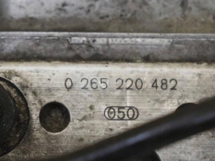 фото №5, Насос abs audi a6 c5 a8 d2 vw passat b5 8e0614111j