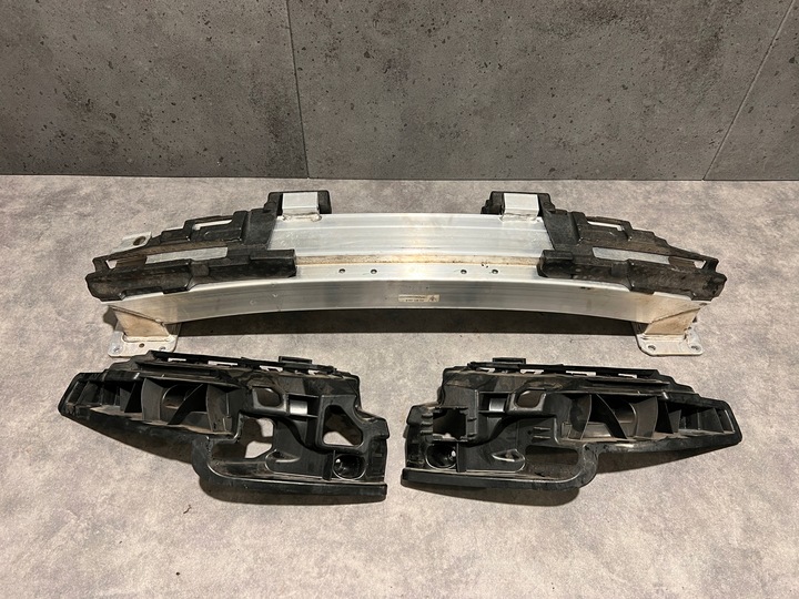 фото №6, Porsche taycan 4 cross туризмо комплектный зад крышка бампер лампы подкрылки