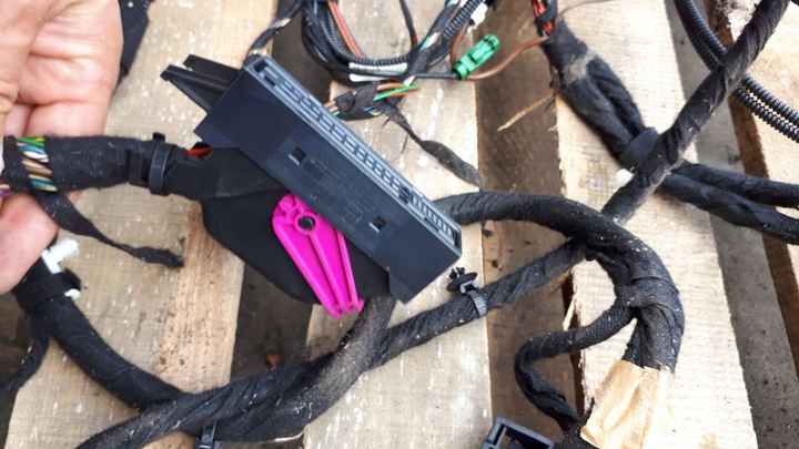 фото №13, S7 4g a7 жгут установка усилителя bose a6 c7