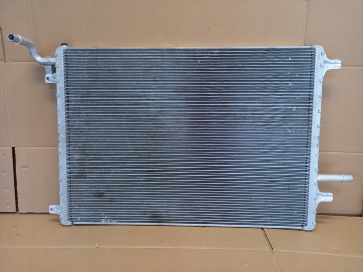 фото №1, Радіаторів range rover evoque 2019-k8d2-8k230-ac