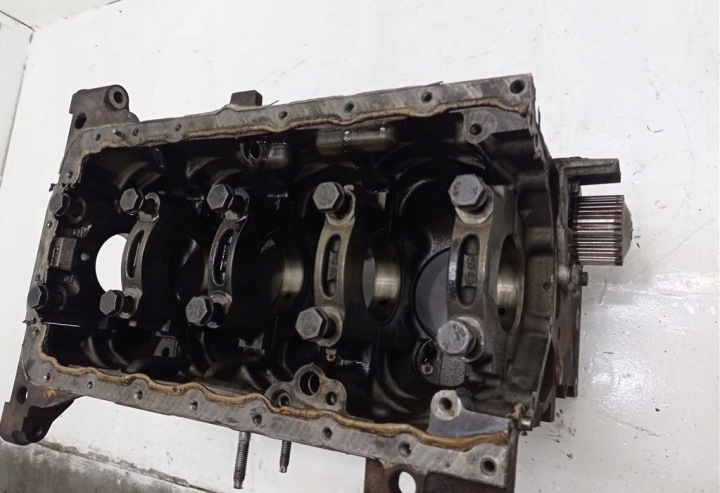 фото №11, Блок  двигуна citroen c5 x7 iii 2.0 hdi rhr 10dyvp 4033332