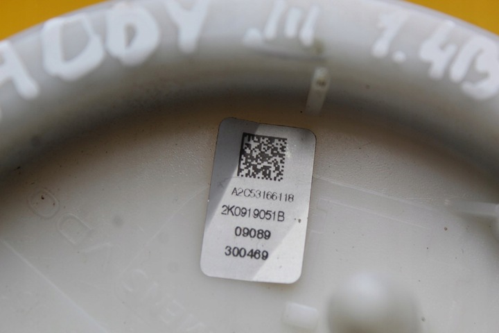 фото №8, Насос пального vw caddy iii 1.4 b 2k0919951b