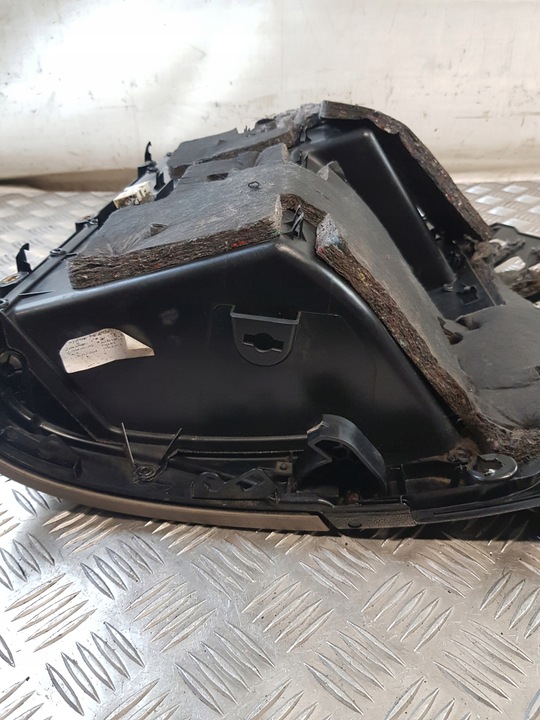 фото №16, Бардачок пассажира 8p1857035 audi a3 8p 04r- eu