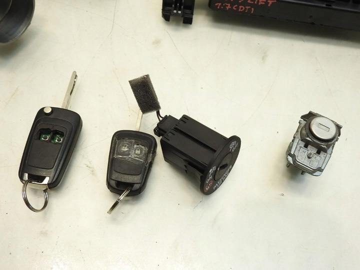 фото №10, Компьютер набор иммобилайзер opel astra j рестайлинг 1.7 cdti 55591495 13586588 365927271