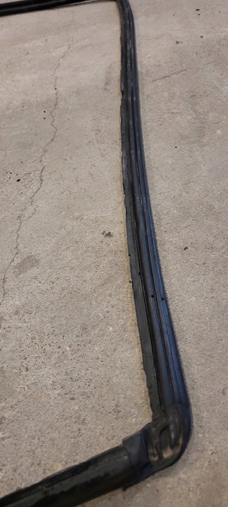 фото №5, Прокладка дах передня bmw e30 cabrio