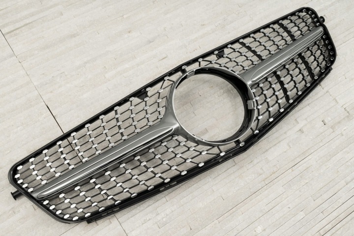 фото №6, Mercedes c-class w204 2008-2014 решётка радиатора diamond серебряный
