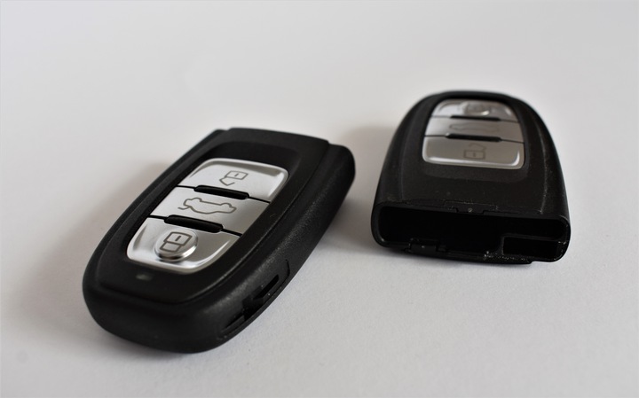 фото №1, Ключ do автомобіль pilot корпус do audi a3 a4 a6 a8 q3 q5 q7