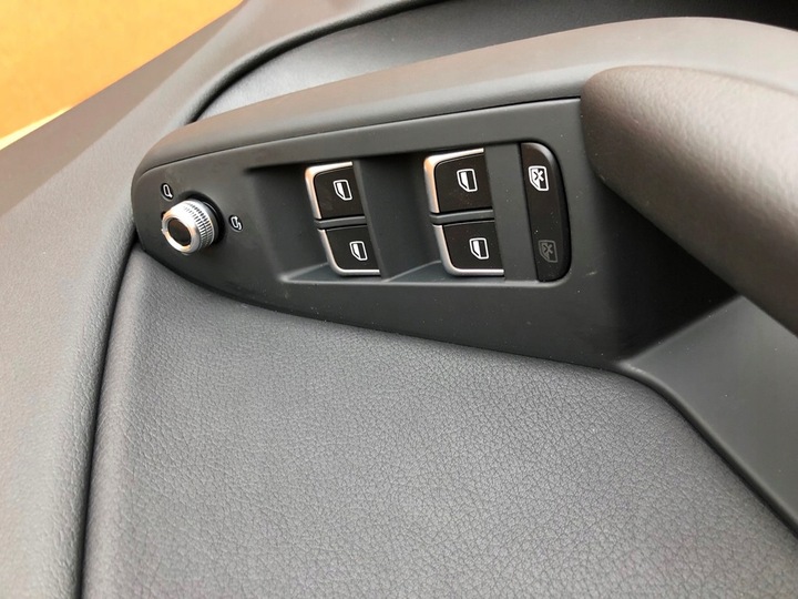 фото №8, Обшивки двері набір зад перед лівий праві a5 рестайлінг