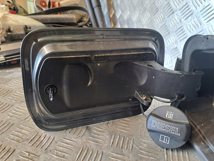 фото №7, Bmw x1 f48 кришка заливання пального 7359171 мінерально-сірий металік b39