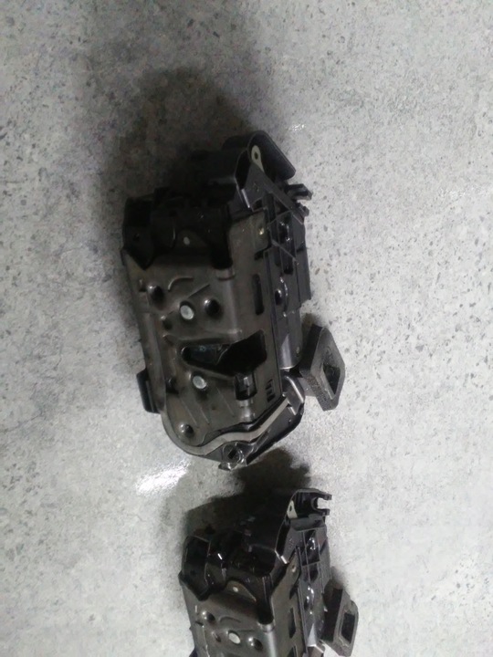 фото №9, Замок дверь правый перед правый зад do vw skoda audi seat a6e5ta839016e оригинал