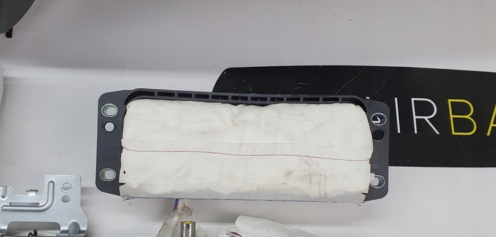 фото №8, Audi a6 c7 a6 4g0 панель консоль подушки ремені подушка безпеки air bag