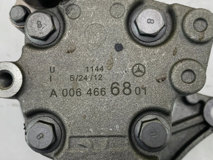 фото №5, Mercedes e250 cgi w212 1.8 m271 насос гидроусилитель a0064666801