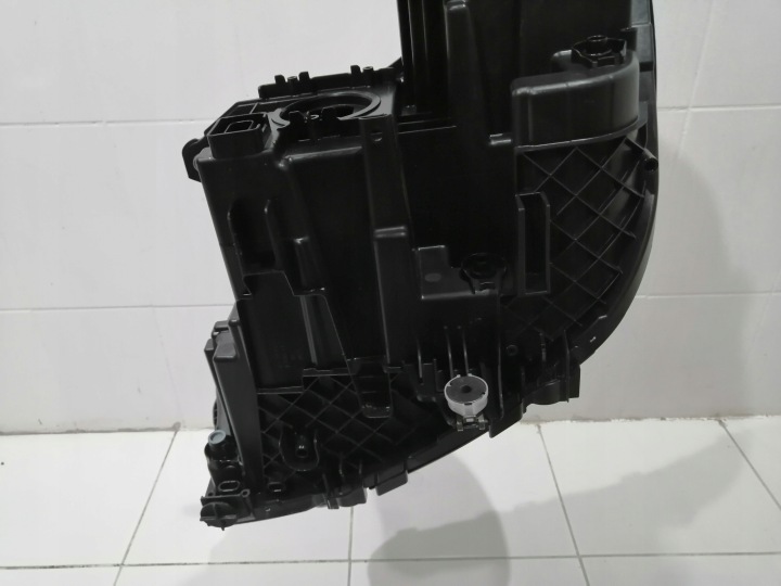 фото №12, Фара передняя правая (правая фара, головной свет) передняя перед bmw x1 u11 ix1 hal 6881