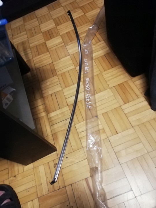 фото №7, Планка верхня хром праві зад toyota avensis iii t27 sedan