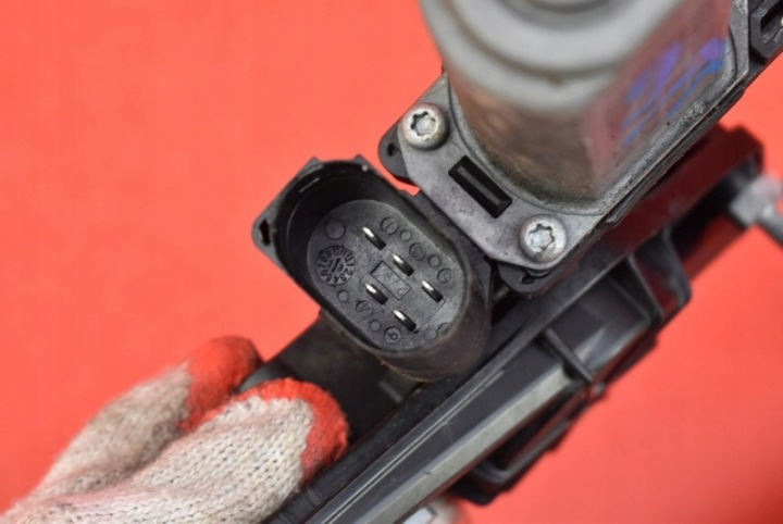 фото №7, Стеклоподъемник правый зад 9800636 mini countryman r60 10-17
