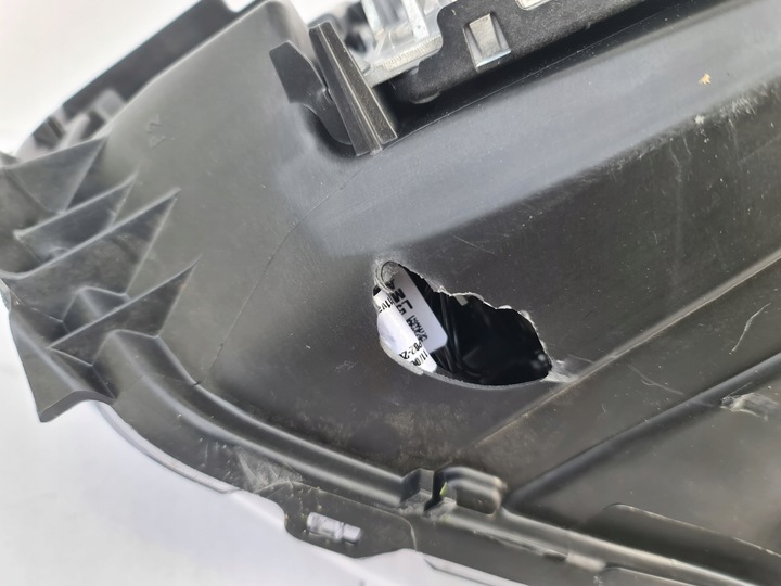 фото №10, Volvo xc40 лампа полный led правая 31655636