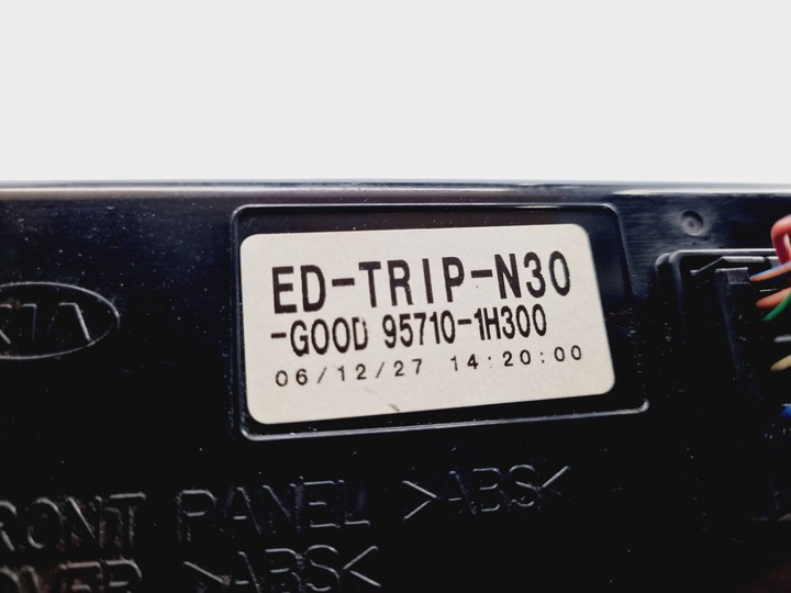 фото №7, Дисплей kia ceed 2008 957101h300