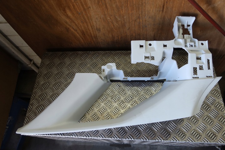 фото №3, Защита стойка левый зад 3008 ii 9810162077