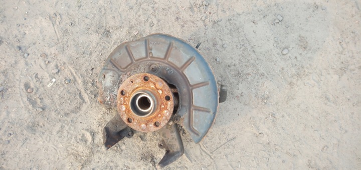 фото №1, Vw golf 6 leon 1.6tdi поворотна опора ступиця права перед