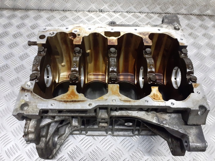 фото №6, Блок  двигуна audi a3 8p 1.6 fsi 03c103019 bag