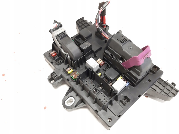 фото №5, Коробка запобіжників bsi astra iv j 1.7 13302301