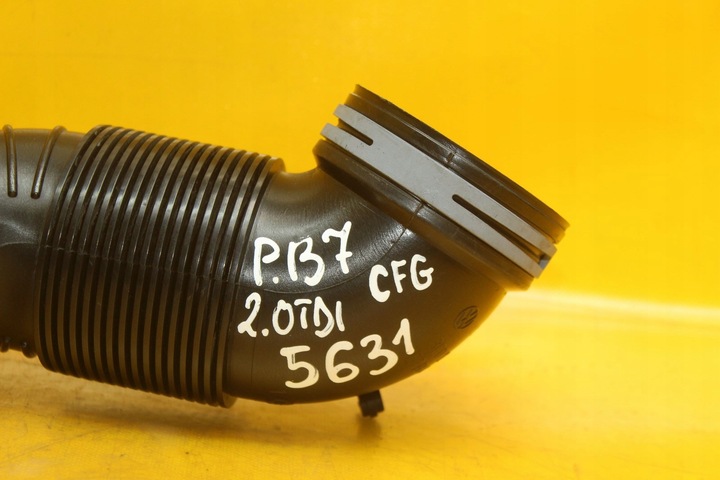 фото №10, Труба шланг повітря vw passat b7 2.0 tdi cfg 3c0129635 3c0129654ah
