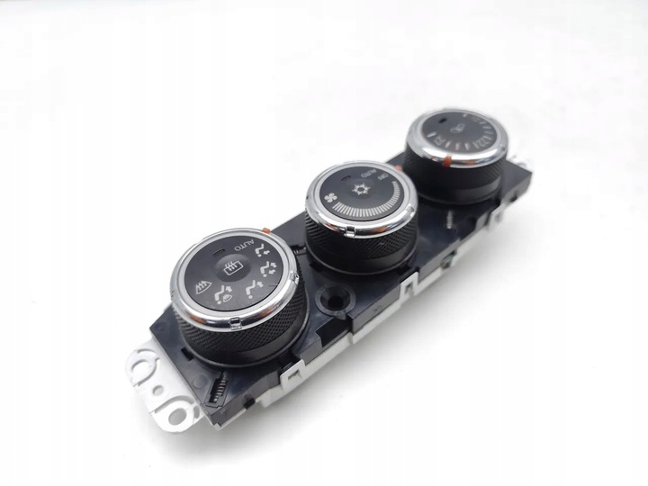 фото №12, Mitsubishi asx панель кондиціонера 2.2 дизель з прямим уприскуванням 4wd дизель 110kw 150 hp 2015