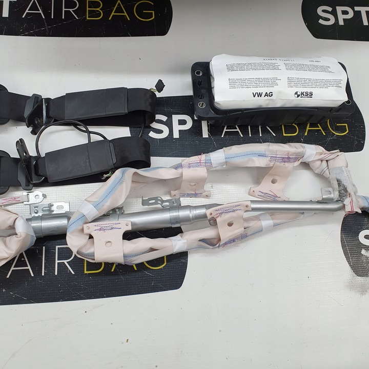 фото №12, R8 панель консоль подушки ремені подушка безпеки