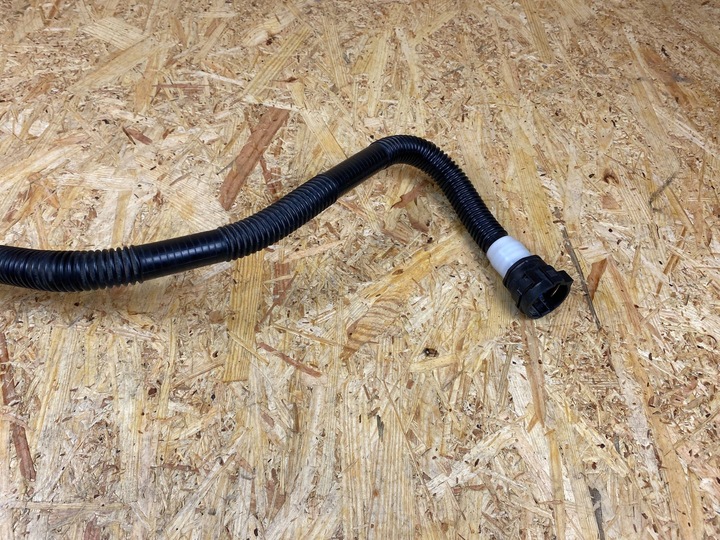 фото №8, Шланг труба шланг води tesla модель 3 y s 1629593-00-b