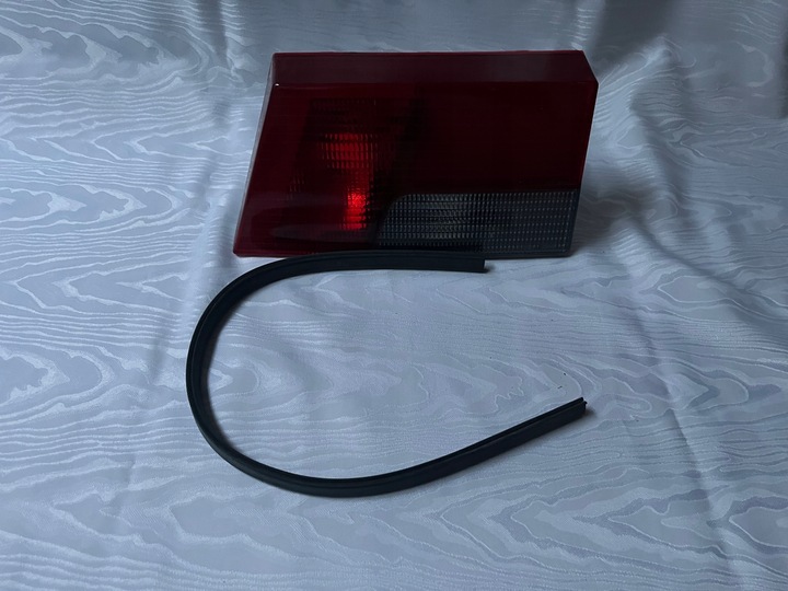 фото №12, Лампа задня права внутрішня peugeot 405 88-96 ory