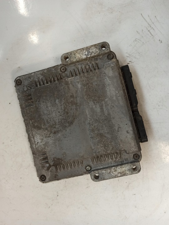 фото №9, Chrysler voyager iv 2.8 d блок керування двигуна 0281012121 p05094285ae