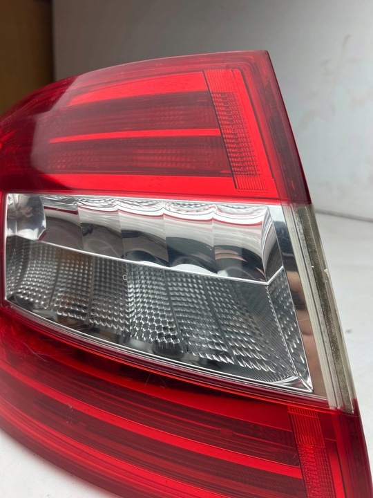 фото №7, Лампа зад задня ліва w крило skoda octavia iii sedan