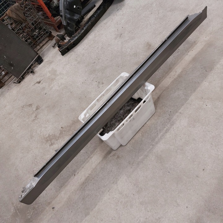 фото №1, Subaru impreza iii 3 планка накладка пороговая левая 12792000